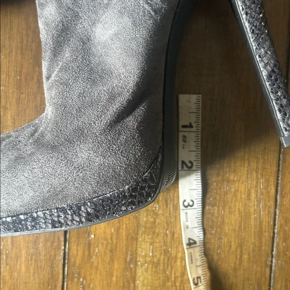 Sofia Vergara Womens Boots Gray Flame Stiletto Booties Size 6 - Picture 8 of 8